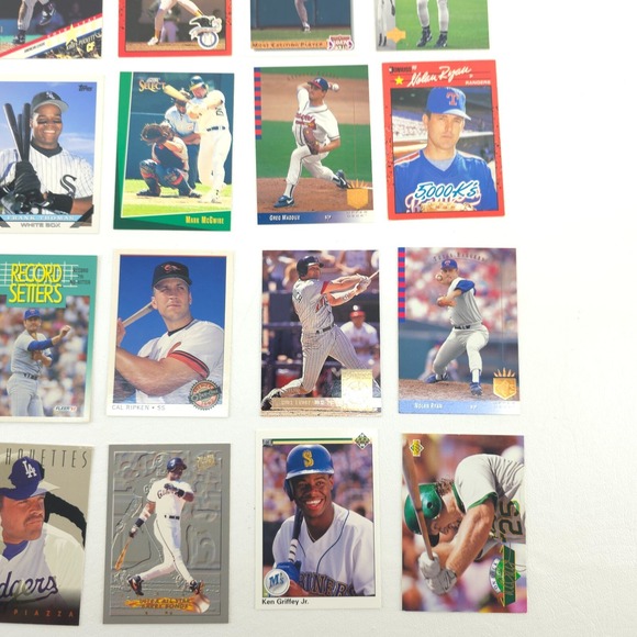 25 Card Baseball Star Lot Several Year Span All Pictured Sosa McGwire Gonzalez - Picture 5 of 11